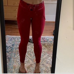 RED WUNDER UNDER LULULEMON W POCKETS
